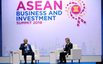 Dr M captivates international audience at ASEAN Summit
