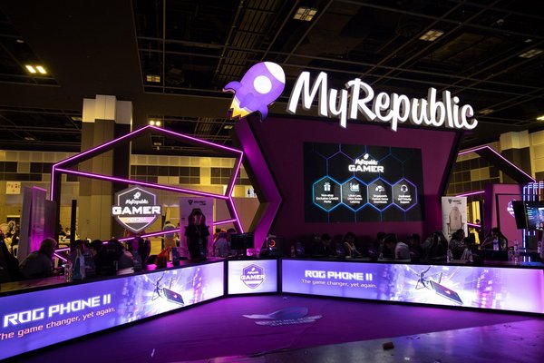 MyRepublic GAMER's booth at GameStart 2019 drew the masses for its League of Legends and Mobile Legends: Bang Bang tournaments. MyRepublic GAMER's booth at GameStart 2019 drew the masses for its League of Legends and Mobile Legends: Bang Bang tournaments.