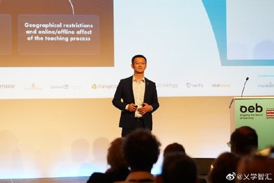 Dr. Wei Cui is explaining how AI technology-based personalized learning will promote the development of professional skill training