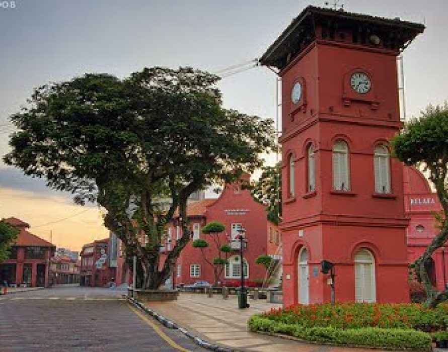 Melaka S Iconic Red Clock Tower Continues To Draw Tourists The Leaders Online