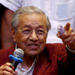 Mahathir wonders whether Okinawa’s cooperative shop would work in Malaysia