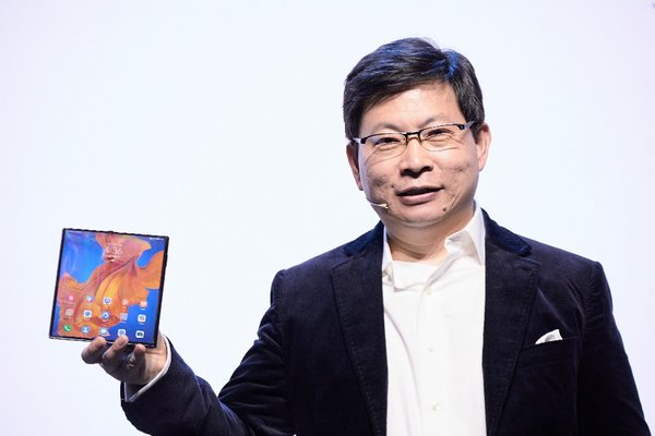 Richard Yu, CEO of Huawei Consumer Business Group introduced HUAWEI Mate Xs Richard Yu, CEO of Huawei Consumer Business Group introduced HUAWEI Mate Xs