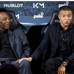 Pele dismisses talk of depression, tells fans he is well