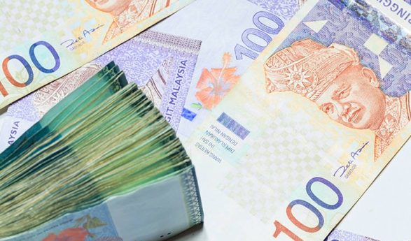 Ringgit opens higher despite market uncertainty and recession fears