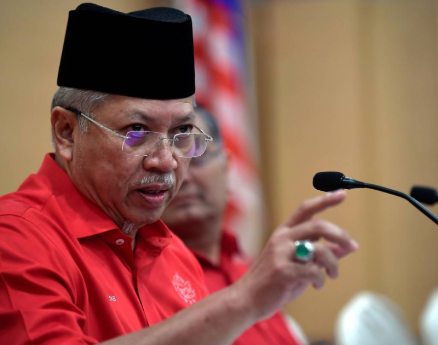 No more “iron wall” between govt, opposition: Annuar