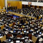 King, MPs pay tribute to frontliners in war against COVID-19