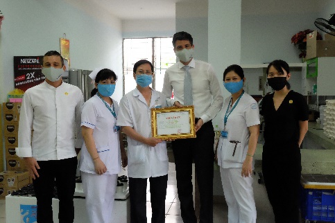 For the month of May, Park Hyatt Saigon committed providing meals for medical workers and doctors at Hospital for Tropical Diseases – one of the leading hospitals in the fight against COVID-19 in Vietnam. For the month of May, Park Hyatt Saigon committed providing meals for medical workers and doctors at Hospital for Tropical Diseases – one of the leading hospitals in the fight against COVID-19 in Vietnam.