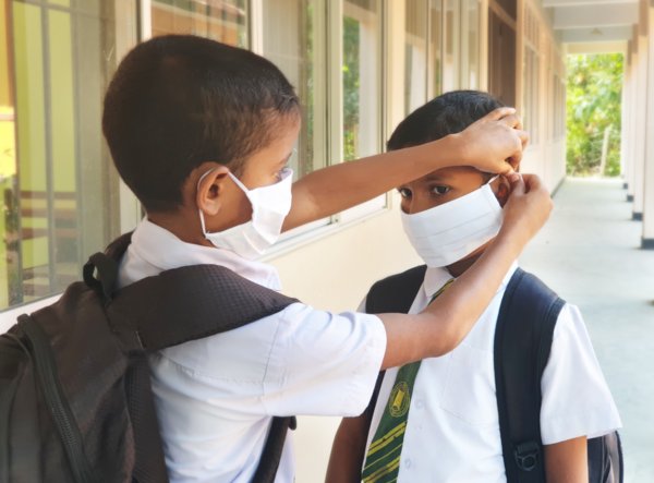 Students at Dehigahalanda School, Hambantota, Sri Lanka have received masks through L4LFM Students at Dehigahalanda School, Hambantota, Sri Lanka have received masks through L4LFM