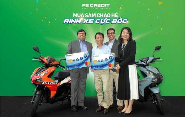 Senior Management Team of FE CREDIT and Mastercard