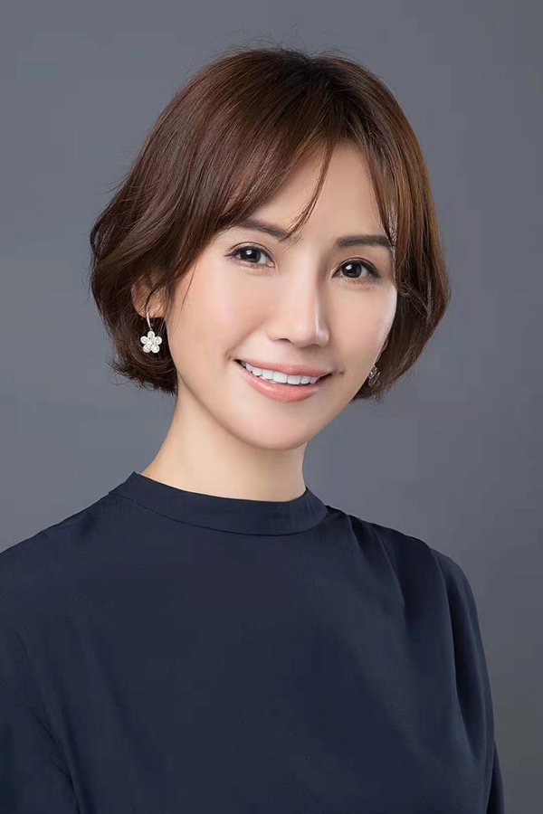 iQIYI CMO Vivian Wang Named as One of Asia-Pacific’s 50 Most Influential Marketers iQIYI CMO Vivian Wang Named as One of Asia-Pacific’s 50 Most Influential Marketers