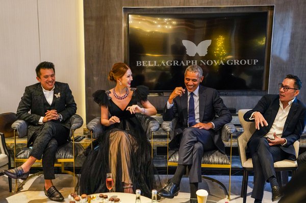 (L-R) Bellagraph Co-Founders Nelson Loh, Evangeline Shen, President Barack Obama and Terence Loh having an engaging discussion on how the BN Group wants to harness technology to benefit mankind