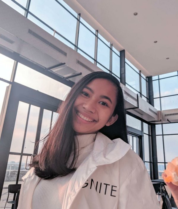 2019/20 IELTS Prize local 1st winner Danielle from Indonesia