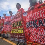 More demonstrations in Jakarta, total COVID-19 cases in Indonesia now 340,622