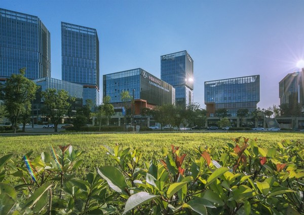 Chengdu Tianfu New Area is the birthplace of a new urban development concept named "park city," where people's livelihoods, urban construction, the environment and industrial development are balanced. Chengdu Tianfu New Area is the birthplace of a new urban development concept named "park city," where people's livelihoods, urban construction, the environment and industrial development are balanced.