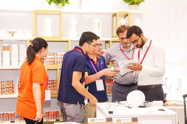 China (Guzhen) International Lighting Fair: A Grand Global Trade Feast Gathering 2,500 Lighting Brands China (Guzhen) International Lighting Fair: A Grand Global Trade Feast Gathering 2,500 Lighting Brands
