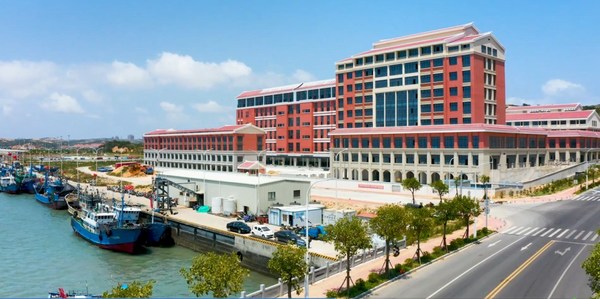 Main entrance of Pingtan International Marine Industry and Logistics Park Main entrance of Pingtan International Marine Industry and Logistics Park
