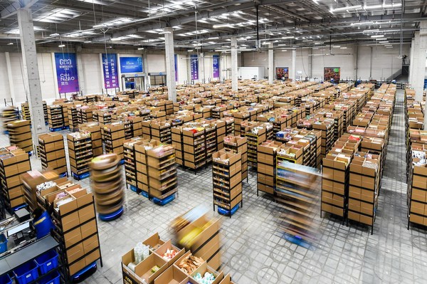 A Cainiao smart warehouse