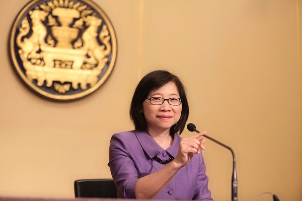 4 November 2020 - Ms Duangjai Asawachintachit, Secretary General of the Thailand Board of Investment (BOI) spoke to reporters after a board meeting chaired by Prime Minister Gen Prayut Chan-ocha at the Government House in Bangkok. The meeting approved measures to promote investment in electric vehicle production and related supply chain, as well as other measures to promote Thailand's status as regional Medical Hub and Business Hub. 4 November 2020 - Ms Duangjai Asawachintachit, Secretary General of the Thailand Board of Investment (BOI) spoke to reporters after a board meeting chaired by Prime Minister Gen Prayut Chan-ocha at the Government House in Bangkok. The meeting approved measures to promote investment in electric vehicle production and related supply chain, as well as other measures to promote Thailand's status as regional Medical Hub and Business Hub.