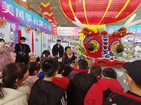 A kite featuring a Chinese New Year painting (Nianhua)