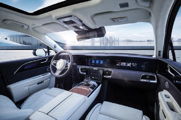 Hongqi to launch E-HS9 at Boao event after 6,170-km journey