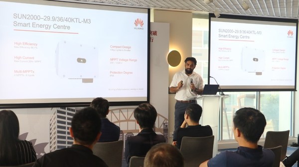 Haider Khan, Product and Solutions Manager of Huawei, unveiling the new products