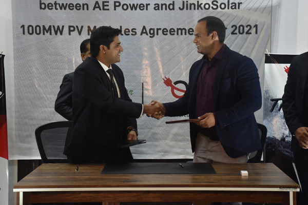 100MW Modules Signing Ceremony