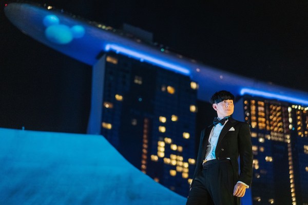 JJ Lin on rooftop of ArtScience Museum JJ Lin on rooftop of ArtScience Museum