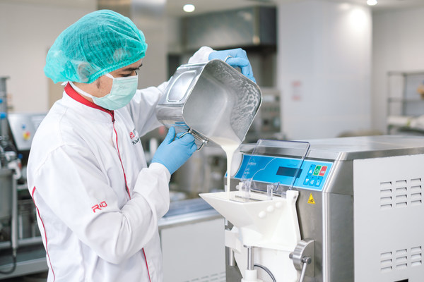 The R&D team of Sinar Mas Agribusiness and Food combines technology, process innovation, and expert knowledge to create high-quality products.