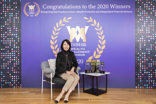 Betty Lee, Chief Product Officer, Life and Health, Sun Life Hong Kong Limited, pictured at the 11th BENCHMARK Wealth Management Awards. Betty Lee, Chief Product Officer, Life and Health, Sun Life Hong Kong Limited, pictured at the 11th BENCHMARK Wealth Management Awards.