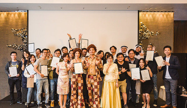 Vpon's Founder and Chief Executive Officer Victor Wu transferred free shares personally to long serving Vponers to thank their extraordinary support and effort.