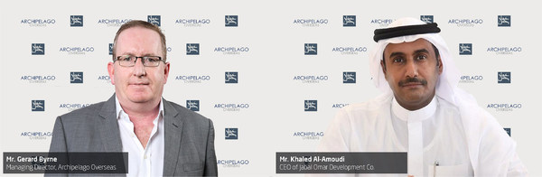 (Left) Gerard Byrne, Managing Director, Archipelago Overseas (Right) Khaled Al-Amoudi, Chief Executive Officer of Jabal Omar Development Company (Left) Gerard Byrne, Managing Director, Archipelago Overseas (Right) Khaled Al-Amoudi, Chief Executive Officer of Jabal Omar Development Company