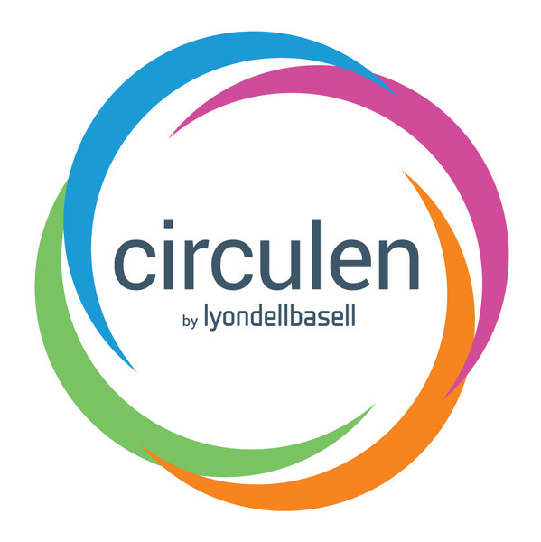 The LyondellBasell Circulen product family supports the reduction of plastic waste through the use of recycled content, and a lower carbon footprint through the use of renewable-based content as compared to feedstock from fossil-based sources. The LyondellBasell Circulen product family supports the reduction of plastic waste through the use of recycled content, and a lower carbon footprint through the use of renewable-based content as compared to feedstock from fossil-based sources.