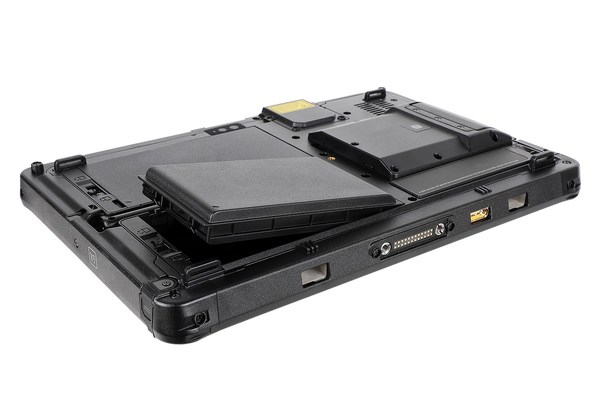 Getac F110 redesigned dual hot-swappable battery system for quick battery changeover without powering down. Getac F110 redesigned dual hot-swappable battery system for quick battery changeover without powering down.