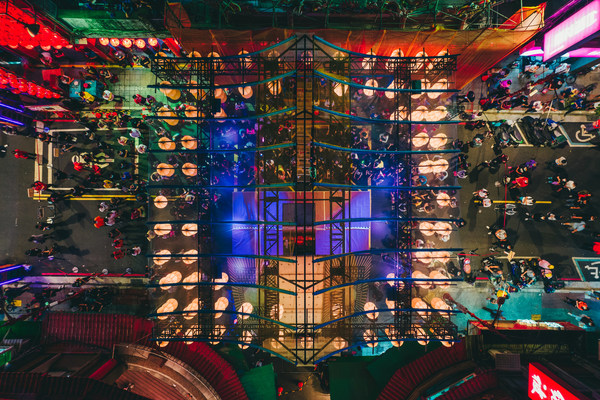 In post-pandemic Taiwan, contemporary art and religious traditions blend to create new forms of expression (©️Moment 2 Film Studio)