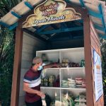 ‘Gerobok rezeki opah Minah’ provides free foodstuff for needy