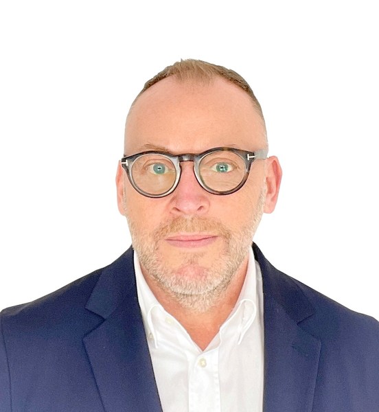 Ian Kinsella is the Senior VP, APAC for LivePerson and heads up the APAC sales and customer success organization. Prior to joining LivePerson, Ian was an executive at Adobe where he led the Digital Experience business across APAC. Previously, he served as Vice President at SAP, leading the Customer Experience & Commerce business in APAC and managing a portfolio of sales, service, marketing, and e-commerce solutions.