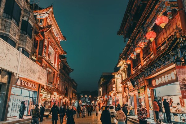 Trip.com Group released its 2021 H1 data on night-time economy consumption trends in mainland China, shedding light on this growing travel consumption segment Trip.com Group released its 2021 H1 data on night-time economy consumption trends in mainland China, shedding light on this growing travel consumption segment