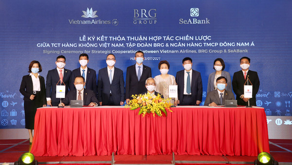 Vietnam Airlines, BRG Group and SeABank sign a strategic cooperation agreement Vietnam Airlines, BRG Group and SeABank sign a strategic cooperation agreement