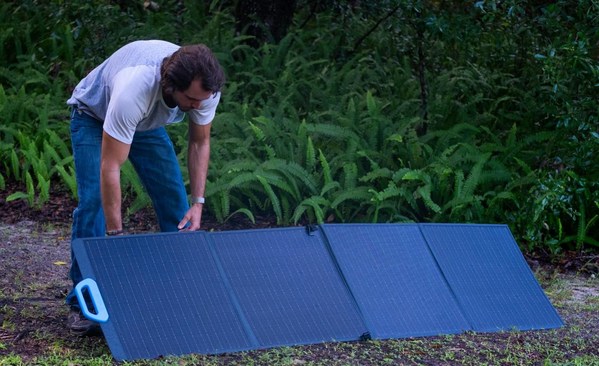 Bluetti PV200 Bluetti PV200