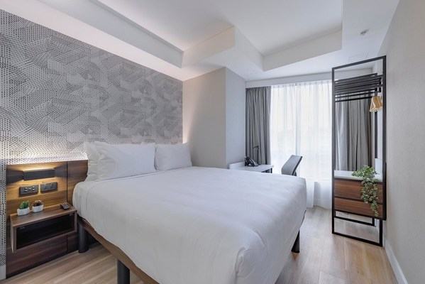 Nestled in the heart of Sydney city, Hotel Kith Darling Harbour is the urban oasis perfect for any modern traveller.