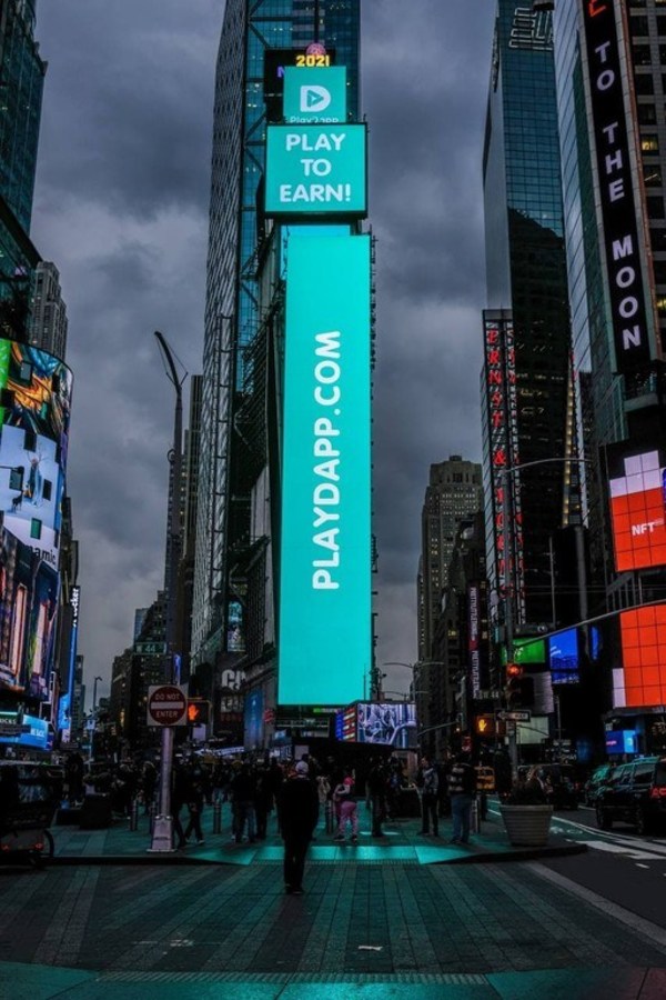 PlayDapp’s P2E Campaign Takes over Times Square, New York PlayDapp’s P2E Campaign Takes over Times Square, New York