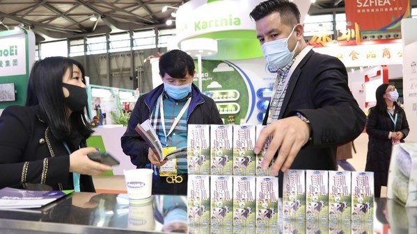 Vinamilk’s Organic Milk impressed visitors at Shanghai’s FHC International Food Exhibition