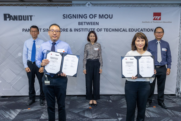 (Left) Mr Harry Woo, Managing Director and Senior Vice President (Asia Pacific) of Panduit Singapore and Ms Low Khah Gek, Chief Executive Officer of Institute of Technical Education, sign a Memorandum of Understanding to kickstart the skills enhancement partnership.