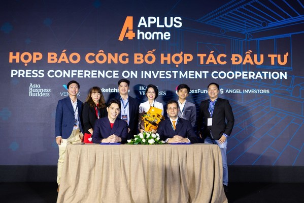 Press conference to announce investment cooperation of APLUS