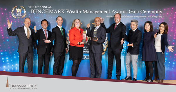 Chirag Rathod, CEO (centre) and Hazel Etherington, President of TLB (fourth from the left), celebrate with their team for receiving this prestigious distinction. Chirag Rathod, CEO (centre) and Hazel Etherington, President of TLB (fourth from the left), celebrate with their team for receiving this prestigious distinction.