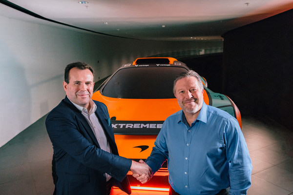 David Shayer, CEO, Vantage UK, and Zak Brown, CEO, McLaren Racing, pictured with the McLaren Extreme E 2022 race car. David Shayer, CEO, Vantage UK, and Zak Brown, CEO, McLaren Racing, pictured with the McLaren Extreme E 2022 race car.