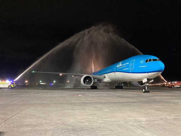 KLM resumes flights to Bali KLM resumes flights to Bali