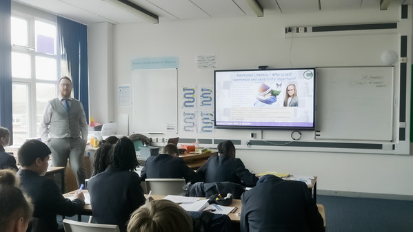 ViewSonic's myViewBoard Sens brings UK's first AI-powered classroom to Smestow Academy, facilitating a safe and active learning environment for the best possible learning outcome.