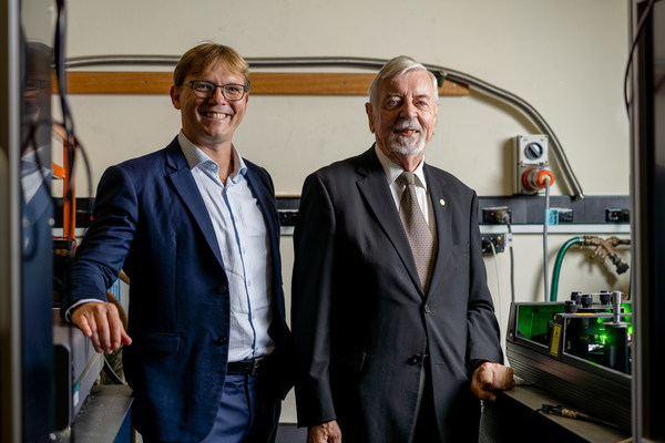 Founder and CEO of HB11 Energy Dr Warren McKenzie with cofounder Prof Heinrich Hora Founder and CEO of HB11 Energy Dr Warren McKenzie with cofounder Prof Heinrich Hora