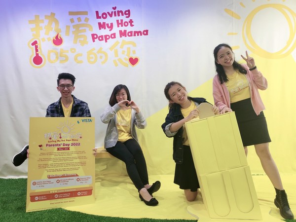 Parents' Day insta-worthy photo wall at VISTA Petaling Jaya, the Curve Parents' Day insta-worthy photo wall at VISTA Petaling Jaya, the Curve